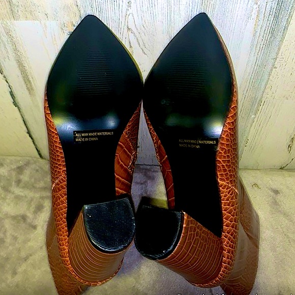 Lulus croc embossed GORGEOUS above ankle boots/booties NWOT! - Picture 3 of 8